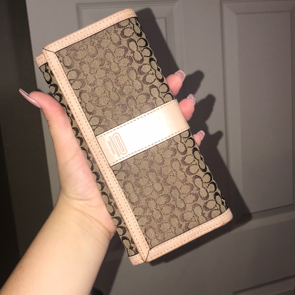 Coach Wallet - Picture 3 of 4